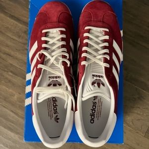 Adidas Gazelle sneakers